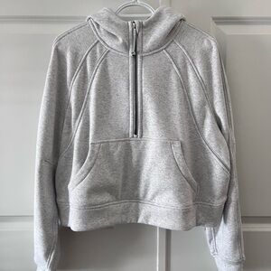 Like New lululemon scuba oversized half zip *plush M/L heathered alpine white